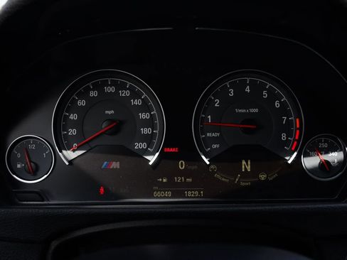 Used 2018 BMW M4 Coupe RWD image 30