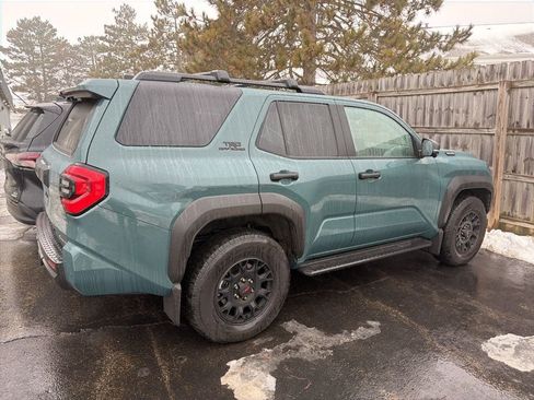 Used 2025 Toyota 4Runner TRD Off-Road Premium image 6