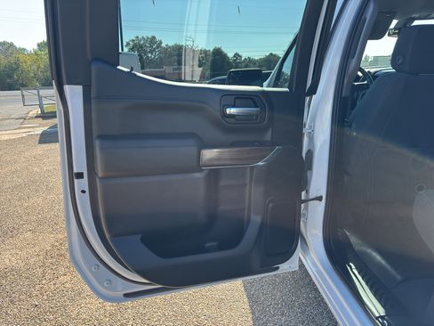 Used 2019 Chevrolet Silverado 1500 RST w/ All-Star Edition image 15