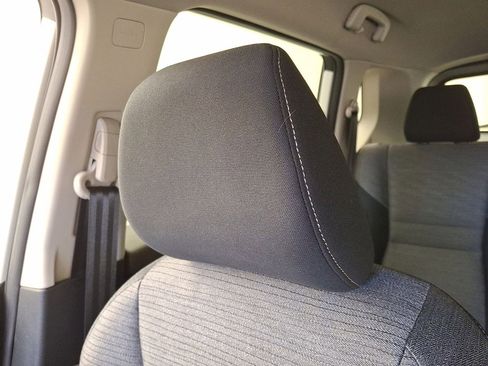 Used 2021 Nissan Rogue SV image 20