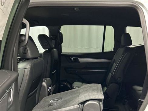 New 2026 Buick Enclave Preferred w/ Power Package image 15