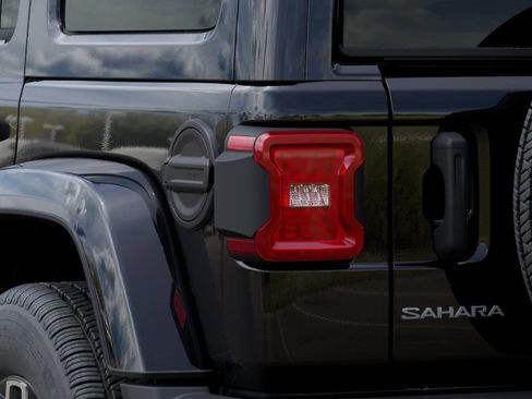 New 2026 Jeep Wrangler Unlimited Sahara AWD/4WD image 14
