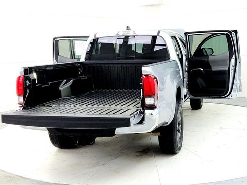Used 2023 Toyota Tacoma SR5 image 11