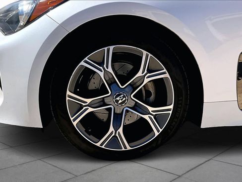Used 2020 Kia Stinger GT-Line RWD image 10