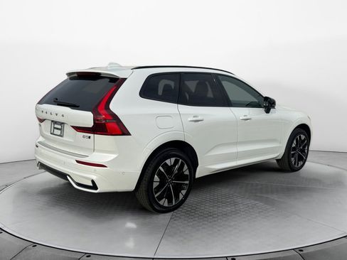 New 2026 Volvo XC60 B5 Plus w/ Protection Package Premier image 7