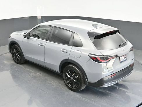Certified 2023 Honda HR-V Sport image 31