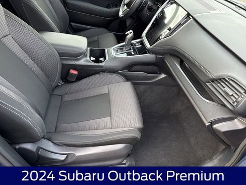 Used 2024 Subaru Outback Premium image 13