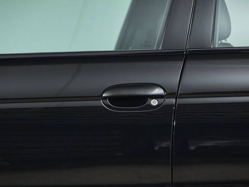 Used 2003 BMW M5 RWD image 33