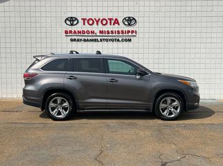 Used 2015 Toyota Highlander Limited image 1