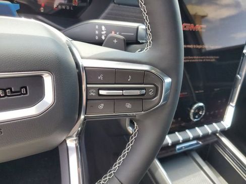 New 2026 GMC Acadia Denali w/ Super Cruise Package FWD image 27