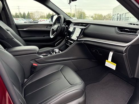 New 2026 Jeep Grand Cherokee L Limited image 14