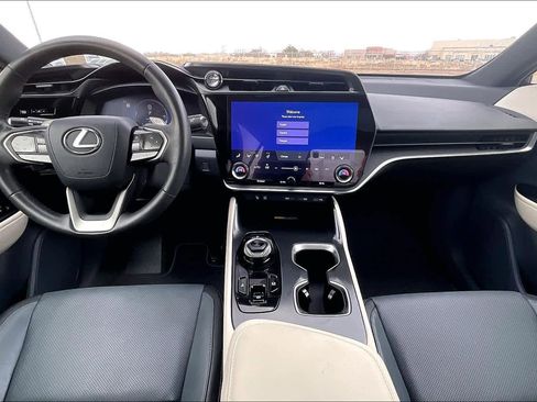 Used 2023 Lexus RZ 450e Premium image 14