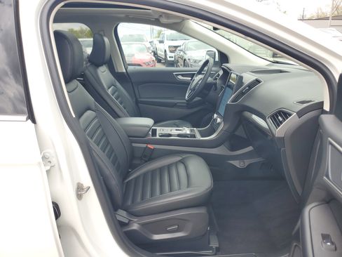 Used 2024 Ford Edge SEL w/ Convenience Package AWD/4WD image 9