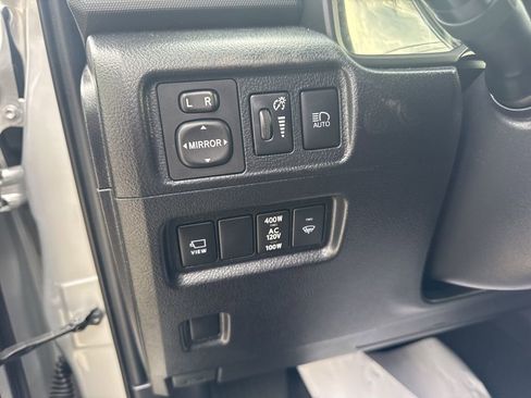 Used 2024 Toyota 4Runner Limited image 17