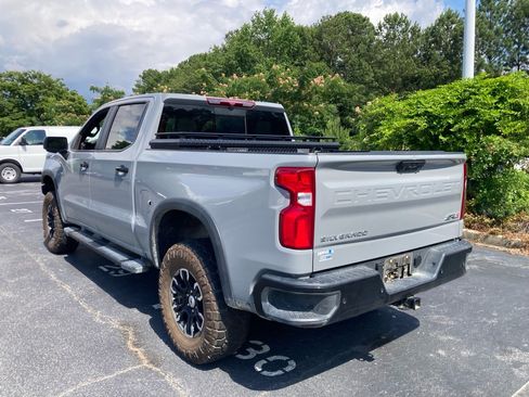 Used 2025 Chevrolet Silverado 1500 ZR2 AWD/4WD image 4