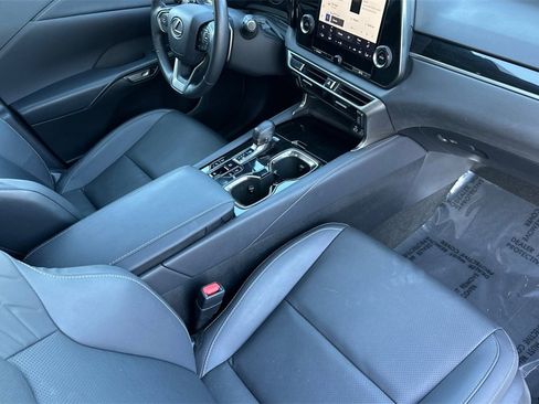 Used 2023 Lexus RX 350 AWD image 19