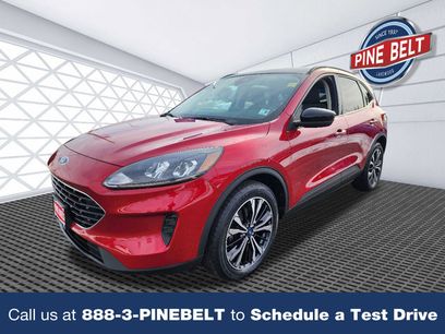 Used 2021 Ford Escape SE w/ SE Sport Appearance Package