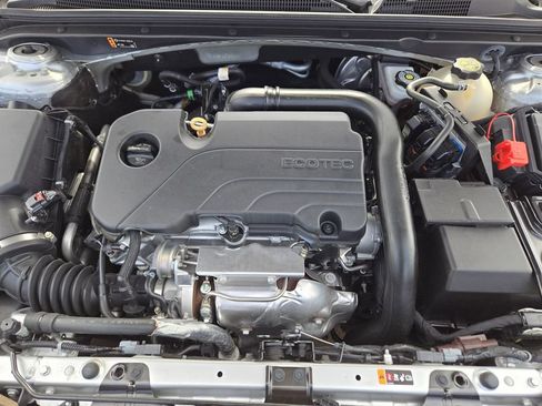 Used 2021 Chevrolet Malibu RS FWD image 25