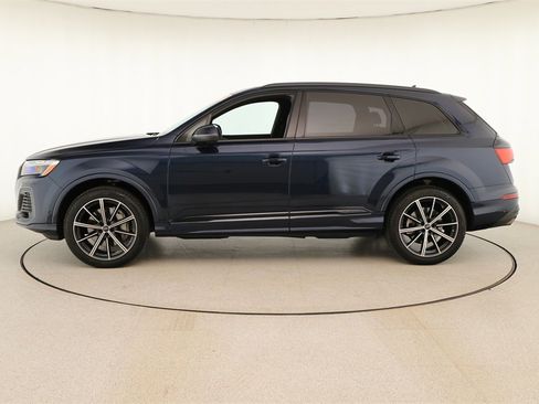 Certified 2025 Audi Q7 2.0T Premium Plus w/ Premium Plus Package image 2