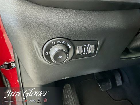 New 2026 Jeep Compass Latitude image 23