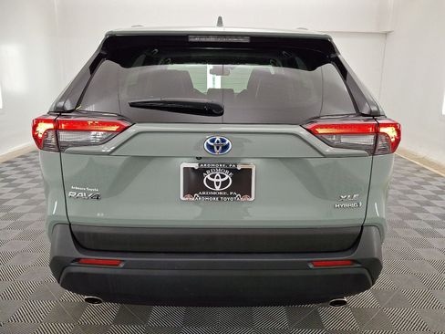 Certified 2023 Toyota RAV4 XLE Premium AWD/4WD image 15