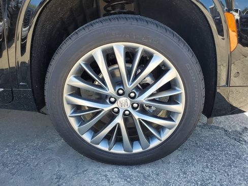 New 2026 Buick Enclave Avenir w/ Super Cruise Package FWD image 6