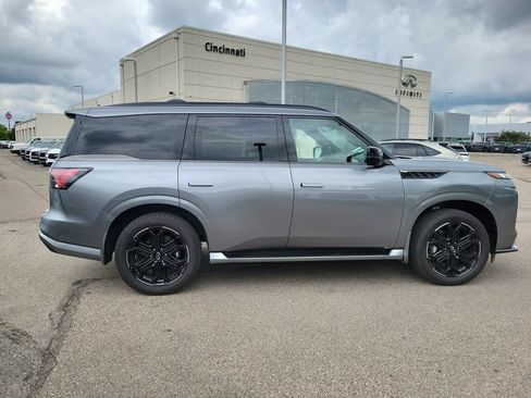 Certified 2026 INFINITI QX80 4WD w/ Sport Exterior Package image 6