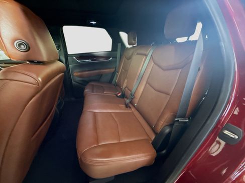 Used 2019 Cadillac XT5 Luxury FWD image 24