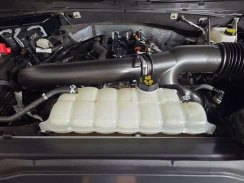 Used 2025 Ford Expedition Max Active image 26