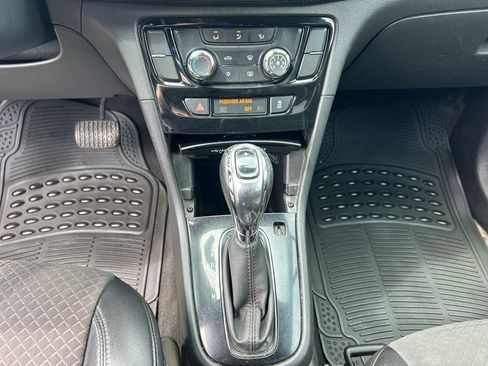 Used 2019 Buick Encore Preferred AWD/4WD image 23