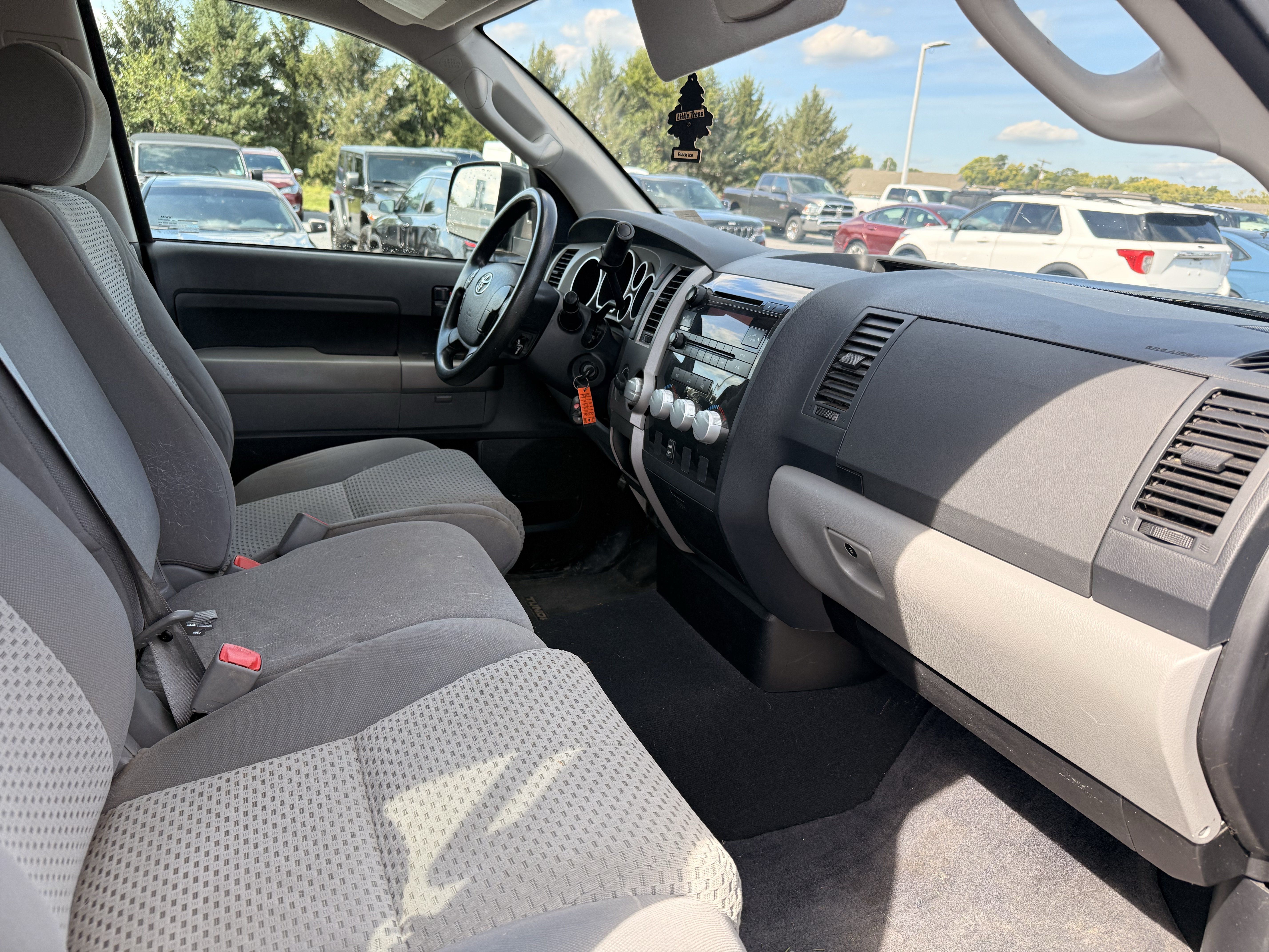 Used 2012 Toyota Tundra 4x4 Double Cab w/ Tow Pkg image 19