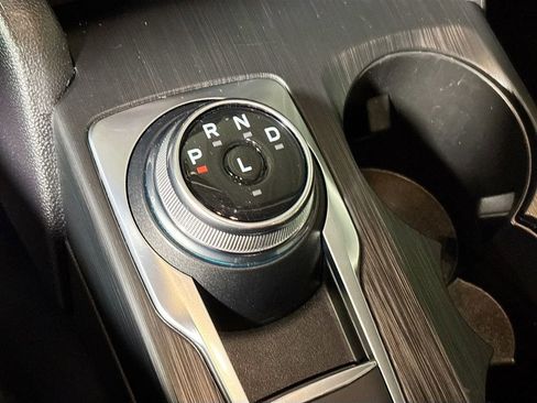 Used 2024 Ford Escape ST-Line image 17