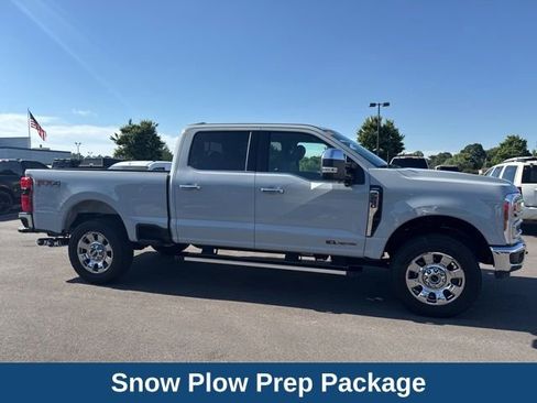 Used 2025 Ford F250 Lariat w/ Chrome Package AWD/4WD image 5