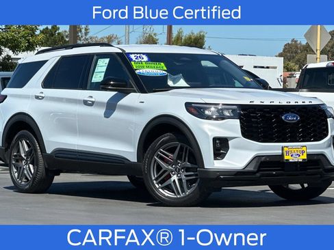 Certified 2026 Ford Explorer ST-Line w/ ST-Line Street Pack AWD/4WD image 2