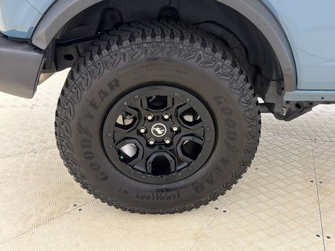 Certified 2023 Ford Bronco Wildtrak AWD/4WD image 12
