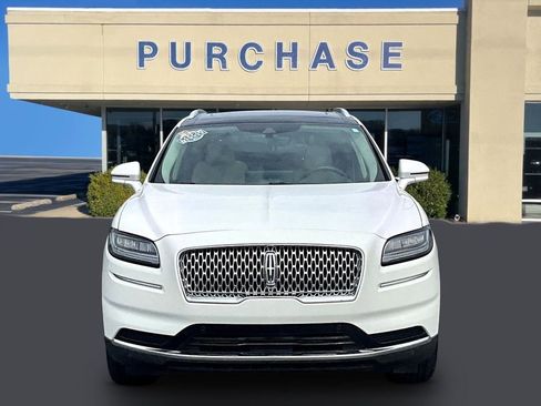 Used 2022 Lincoln Nautilus Reserve image 2
