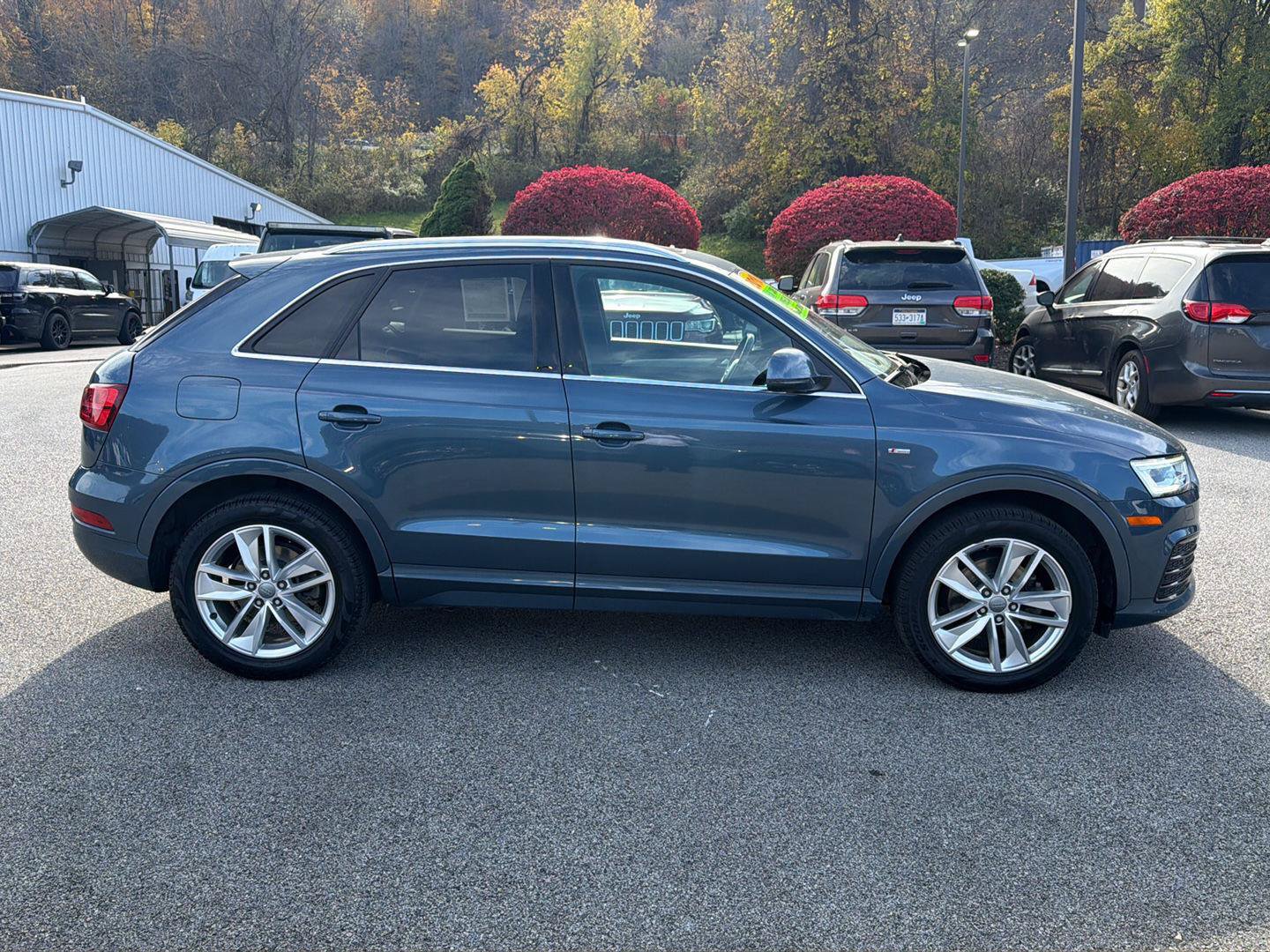 Used 2018 Audi Q3 2.0T Premium Plus w/ Premium Plus Package AWD/4WD image 14