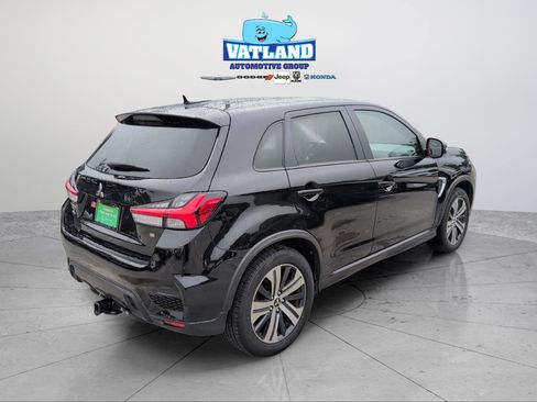 Used 2021 Mitsubishi Outlander Sport SE image 5
