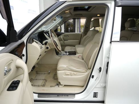 Used 2012 INFINITI QX56 4WD w/ Deluxe Touring Pkg image 20