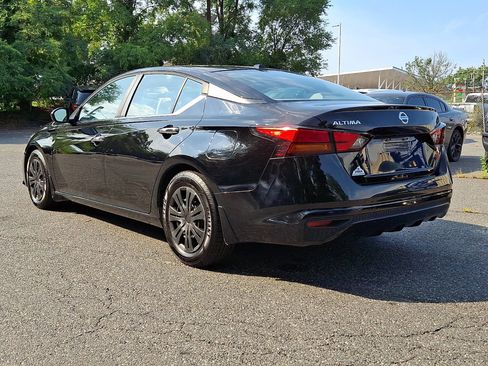 Used 2019 Nissan Altima 2.5 S FWD image 3