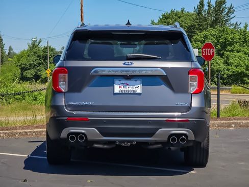 Used 2022 Ford Explorer Platinum w/ Equipment Group 601A AWD/4WD image 4