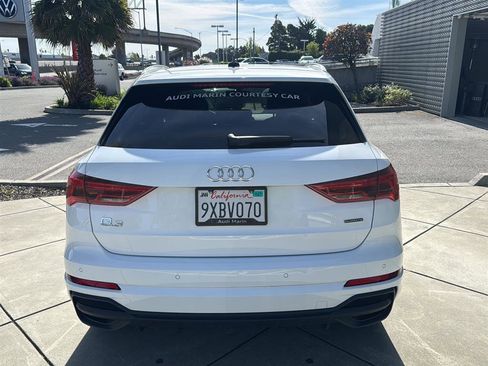 Used 2025 Audi Q3 2.0T Premium w/ Convenience Package image 7