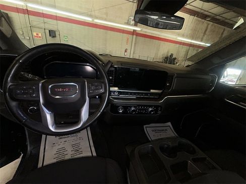Used 2023 GMC Sierra 1500 Elevation image 10
