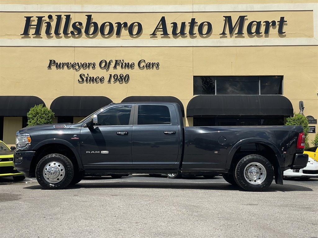 Used 2022 RAM 3500 Limited AWD/4WD image 3