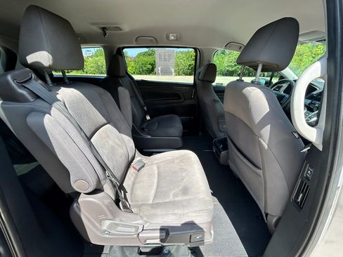 Used 2020 Honda Odyssey EX image 17