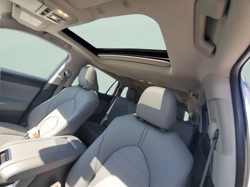 Certified 2020 Toyota Highlander XLE FWD image 17