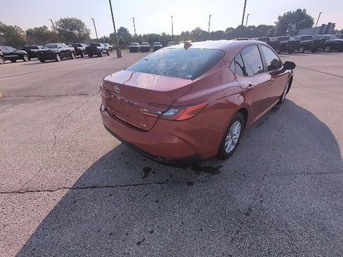 Used 2025 Toyota Camry LE FWD image 6