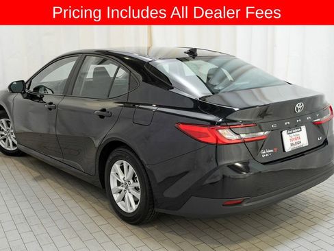 Used 2025 Toyota Camry LE FWD image 3