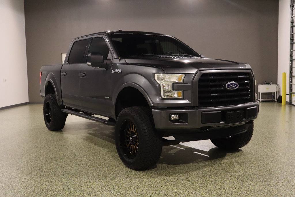 Used 2016 Ford F150 XLT w/ Equipment Group 302A Luxury AWD/4WD image 1