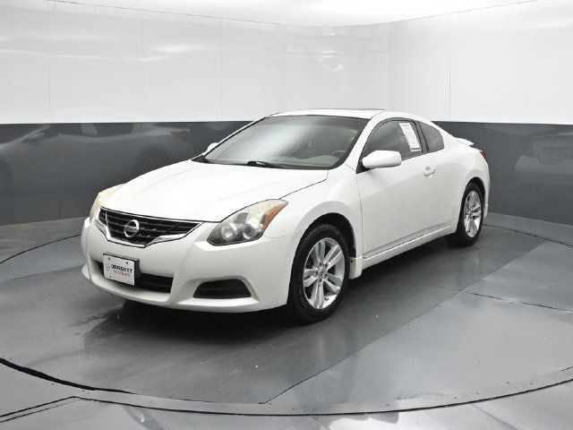 Used 2013 Nissan Altima 2.5 S w/ Convenience Pkg FWD image 1